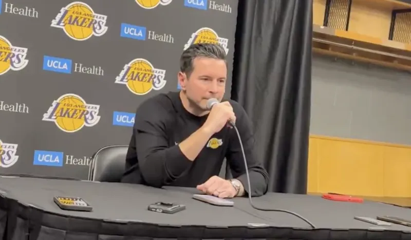 开云官网-雷迪克谈GOAT之争:很难比较不同时代的比赛,詹乔都很伟大